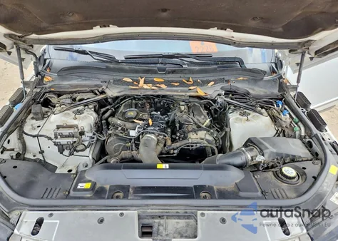 2016 Land Rover Range Rover Hse z USA, uszkodzony, nr VIN SALGS2KF9GA299569